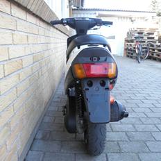 Yamaha Jog F/S - Solgt