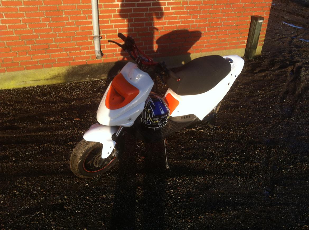 PGO Hot 50 billede 2