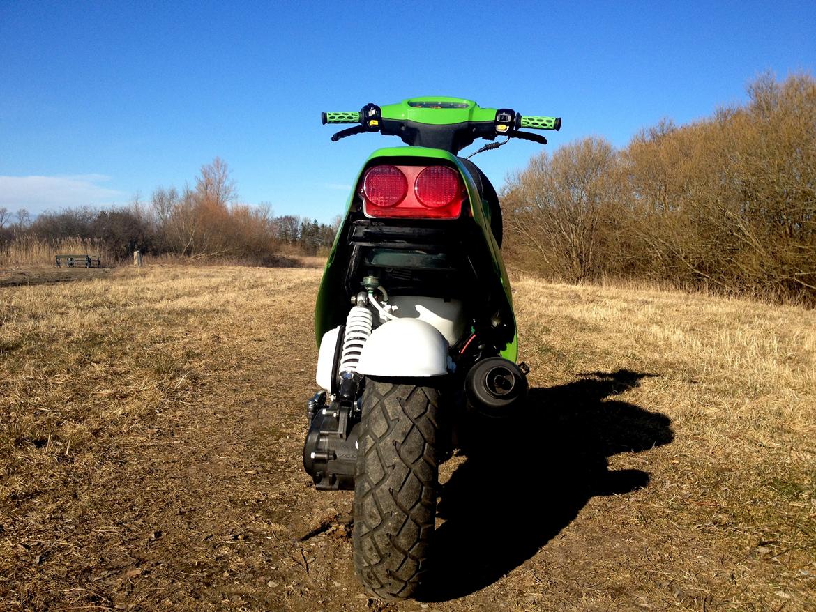 PGO HOT 50 Kawasaki edition Xenon billede 9