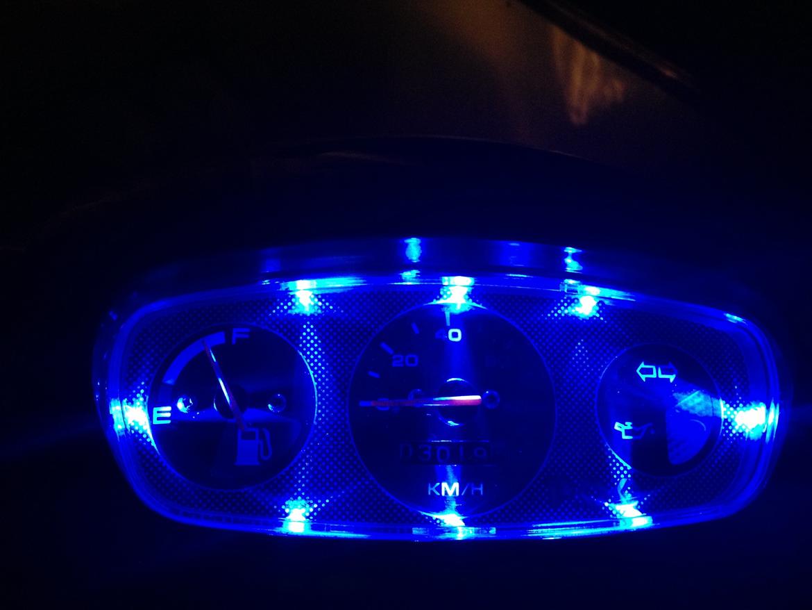 PGO HOT 50 Kawasaki edition Xenon billede 17