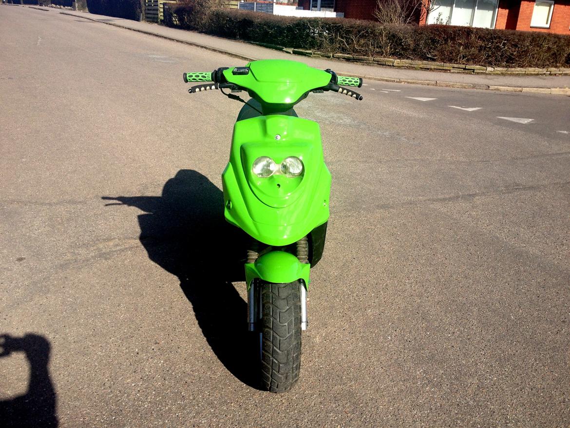 PGO HOT 50 Kawasaki edition Xenon billede 20