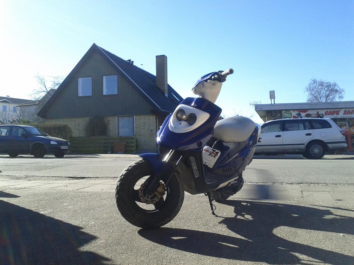 PGO Hot 50 billede 1