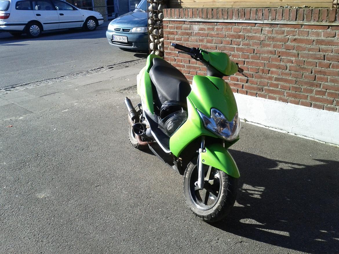 Yamaha jog r billede 4