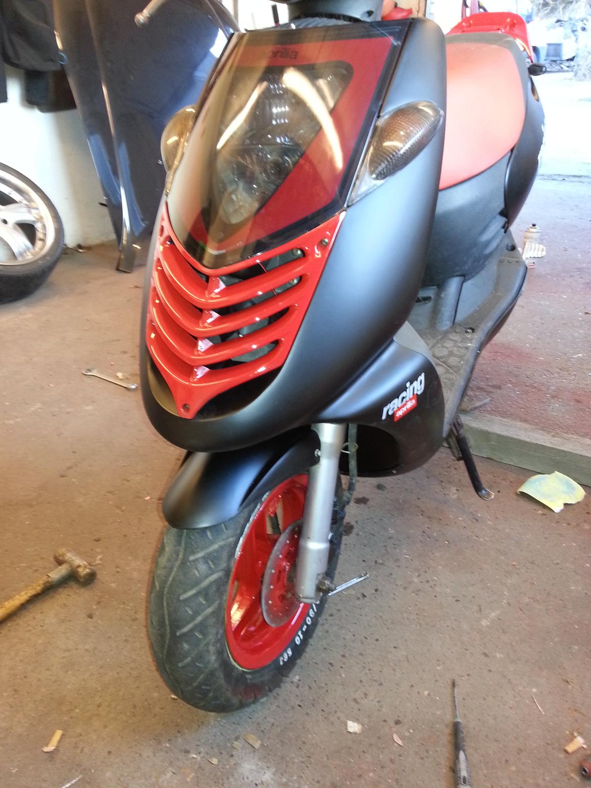 Aprilia sonic Diablo ! væk for 10kg - det endelige resultat.  syntes den står stramt! billede 3