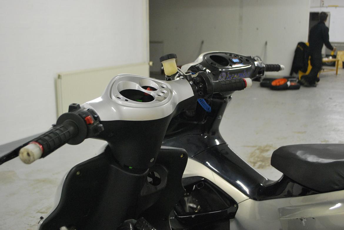 Yamaha Jog RR R/T billede 12