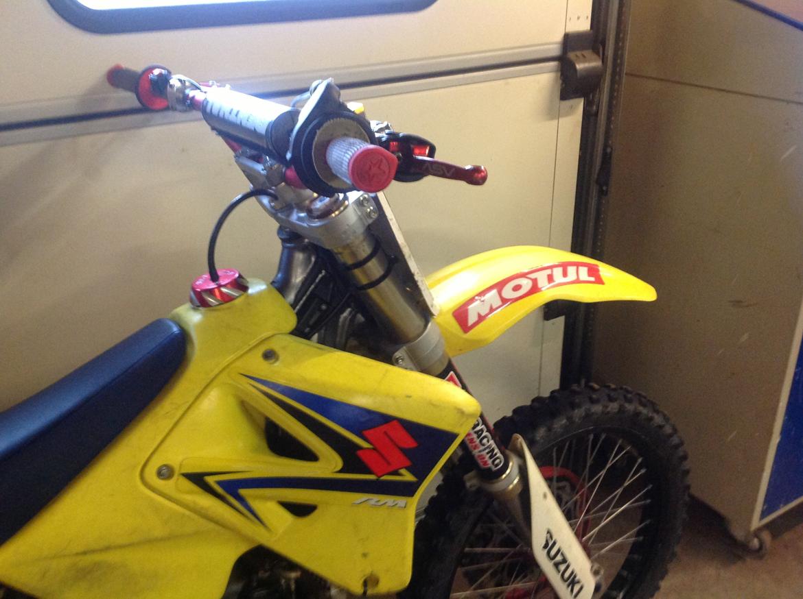 Suzuki RM125 k9 billede 10