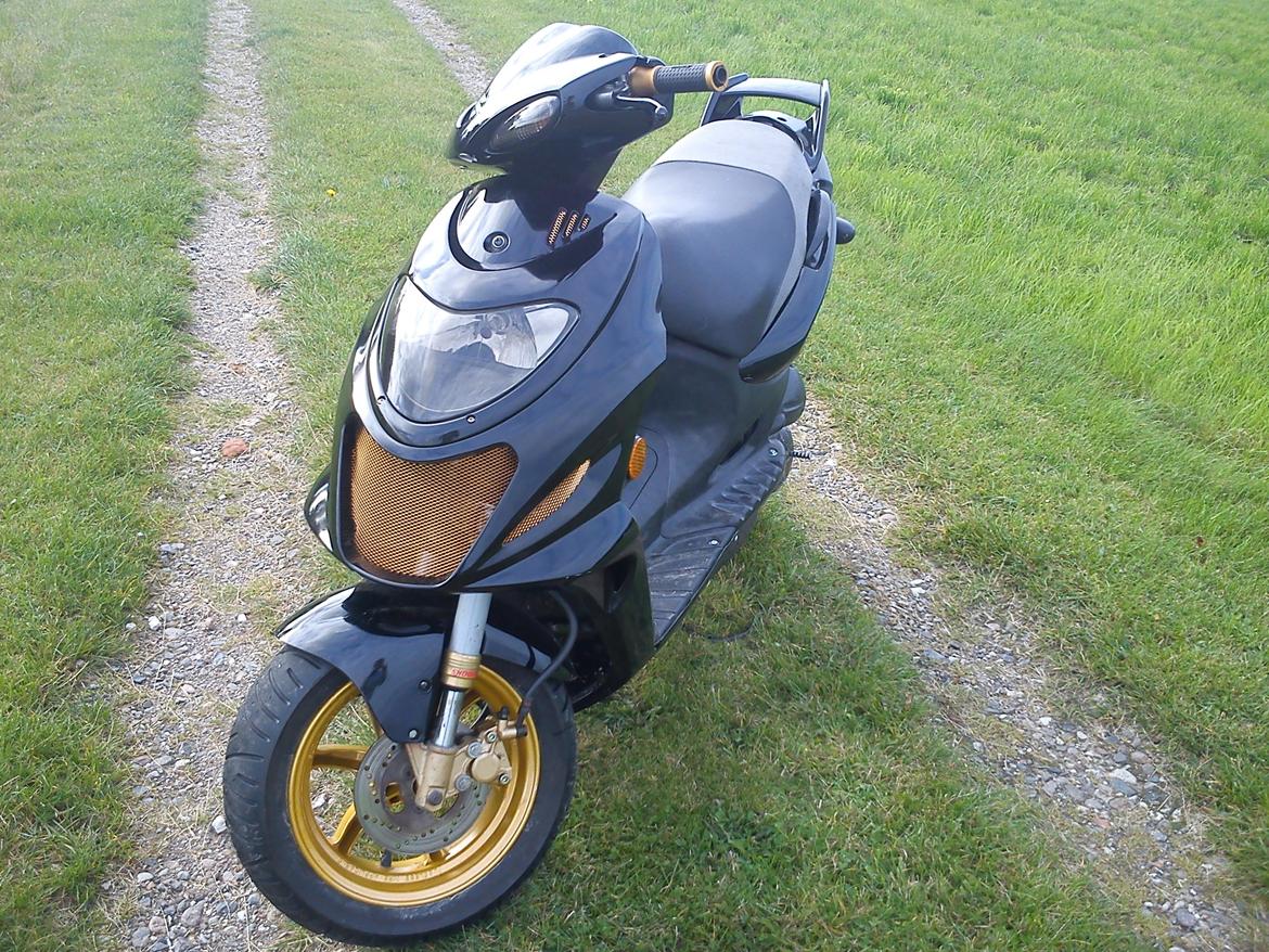 Suzuki Katana AC // AY50 billede 1