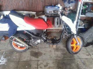 Yamaha aerox billede 2