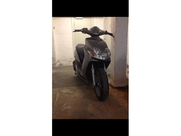 Yamaha Jog R billede 1