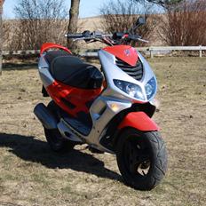 Peugeot Speedfight 2 furious