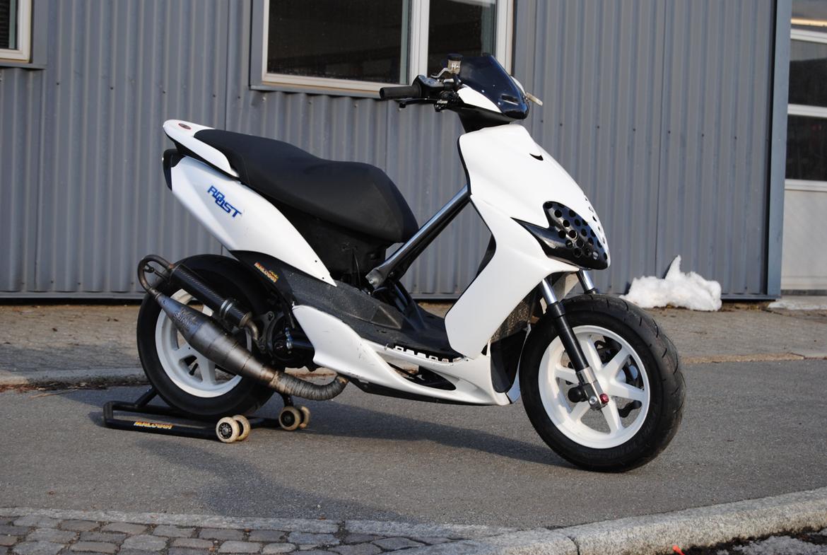 Yamaha Jog RR  R/T billede 1