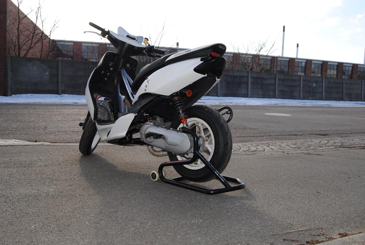 Yamaha Jog RR  R/T billede 8