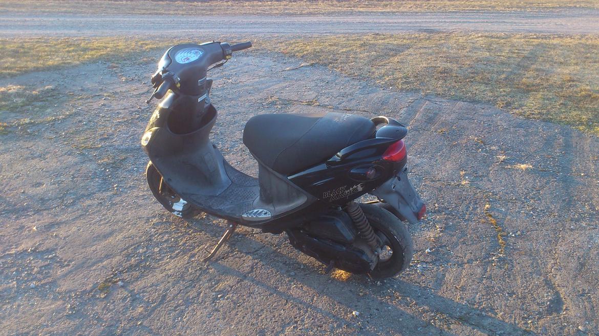 PGO Black magic billede 5