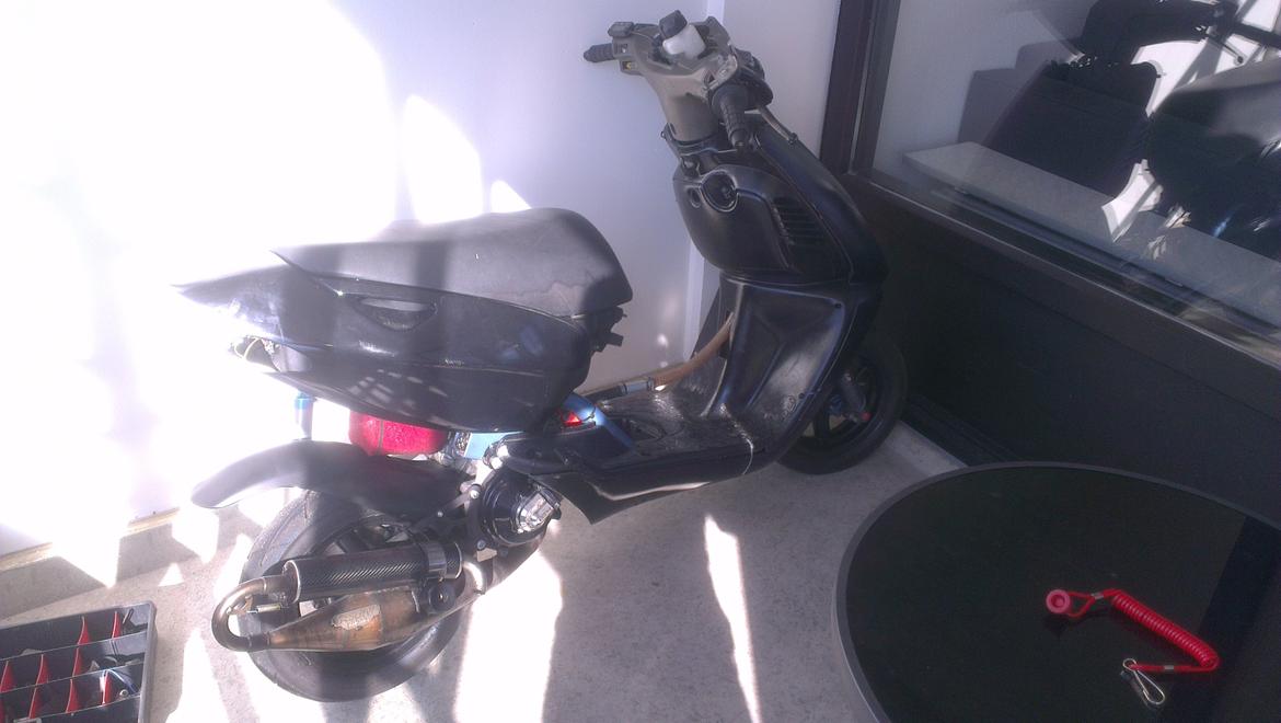 Aprilia Sonic Team Cross billede 1