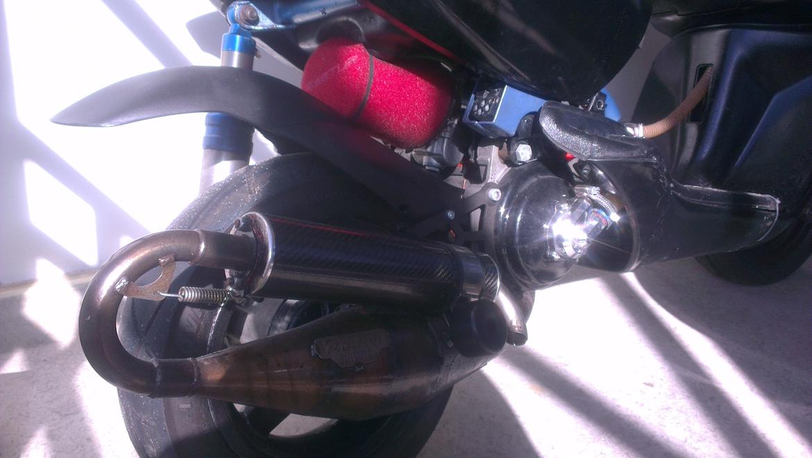 Aprilia Sonic Team Cross billede 3