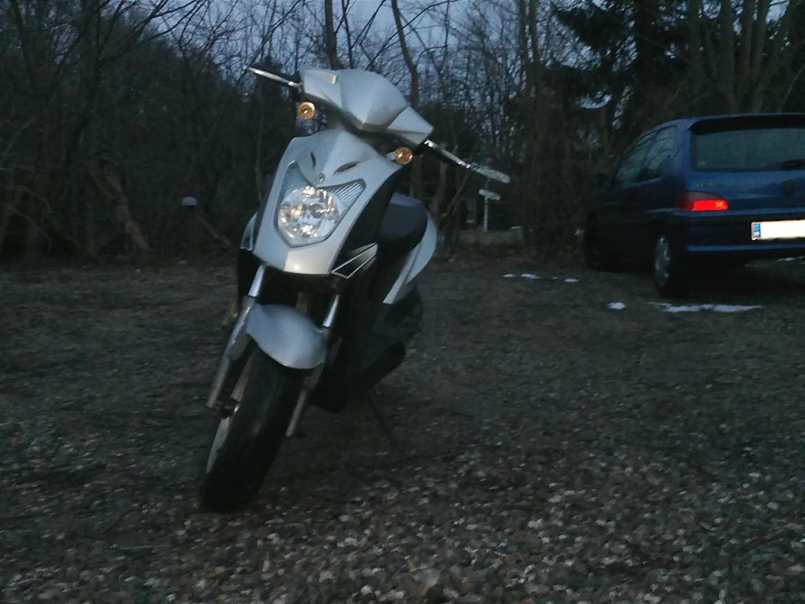 Kymco Agility 50 billede 1