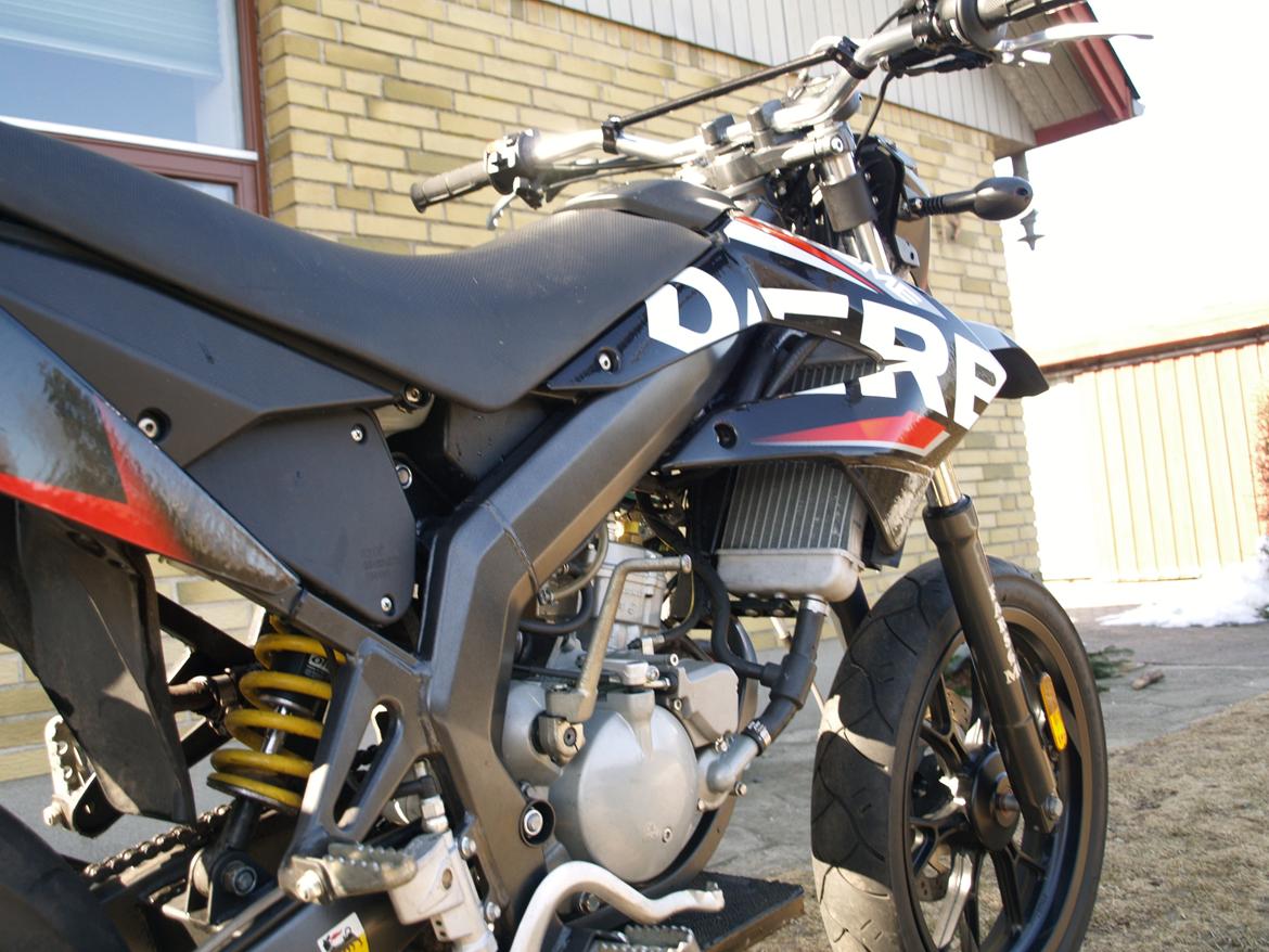 Derbi senda DRD X-TREME SM 50. 2011 billede 15