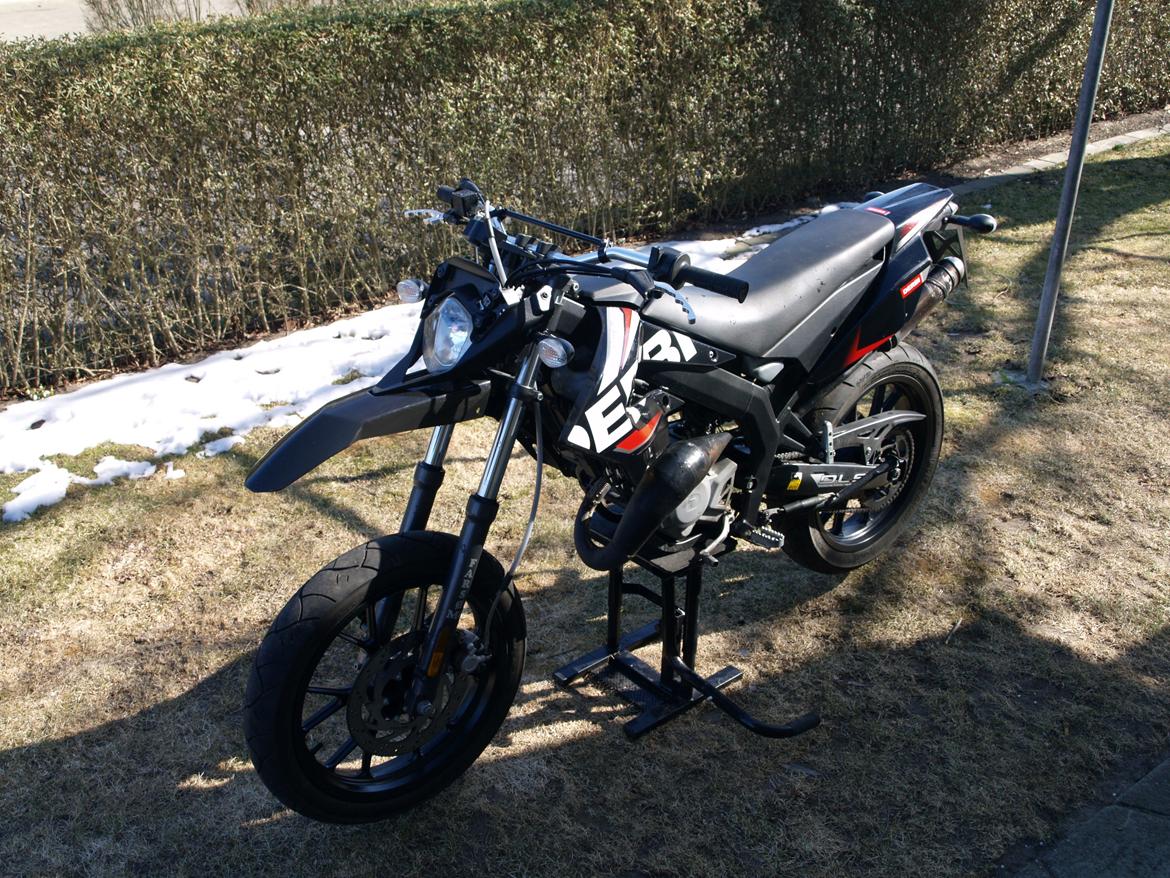 Derbi senda DRD X-TREME SM 50. 2011 billede 18