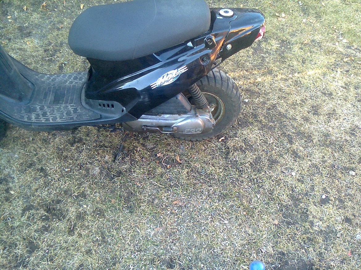 PGO Hot 50 sandslot billede 8