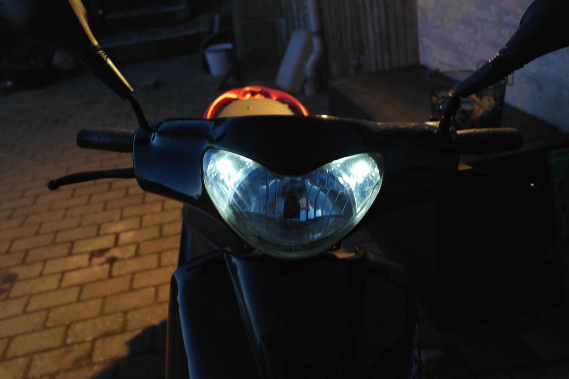 PGO Galaxy "Galaxen" - LED Positionslys! billede 11