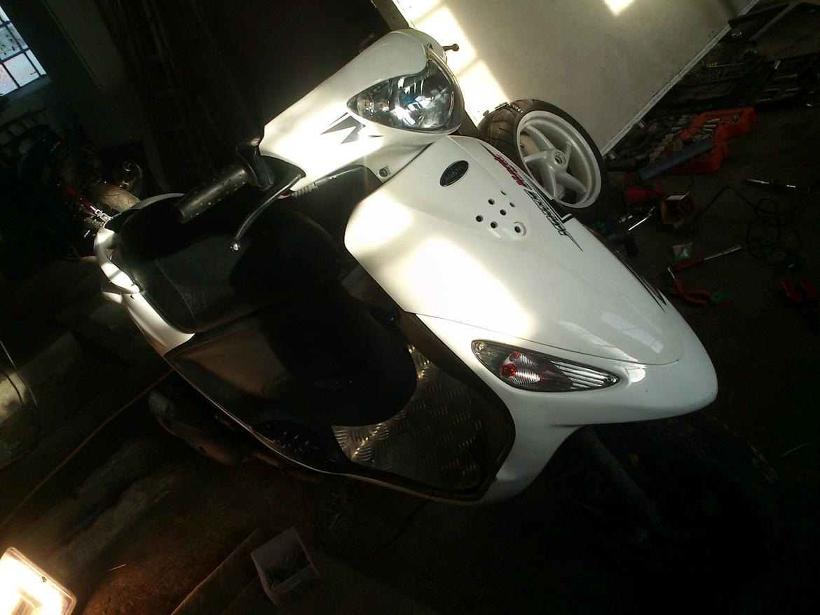 PGO Ligero Black/White Magic billede 1