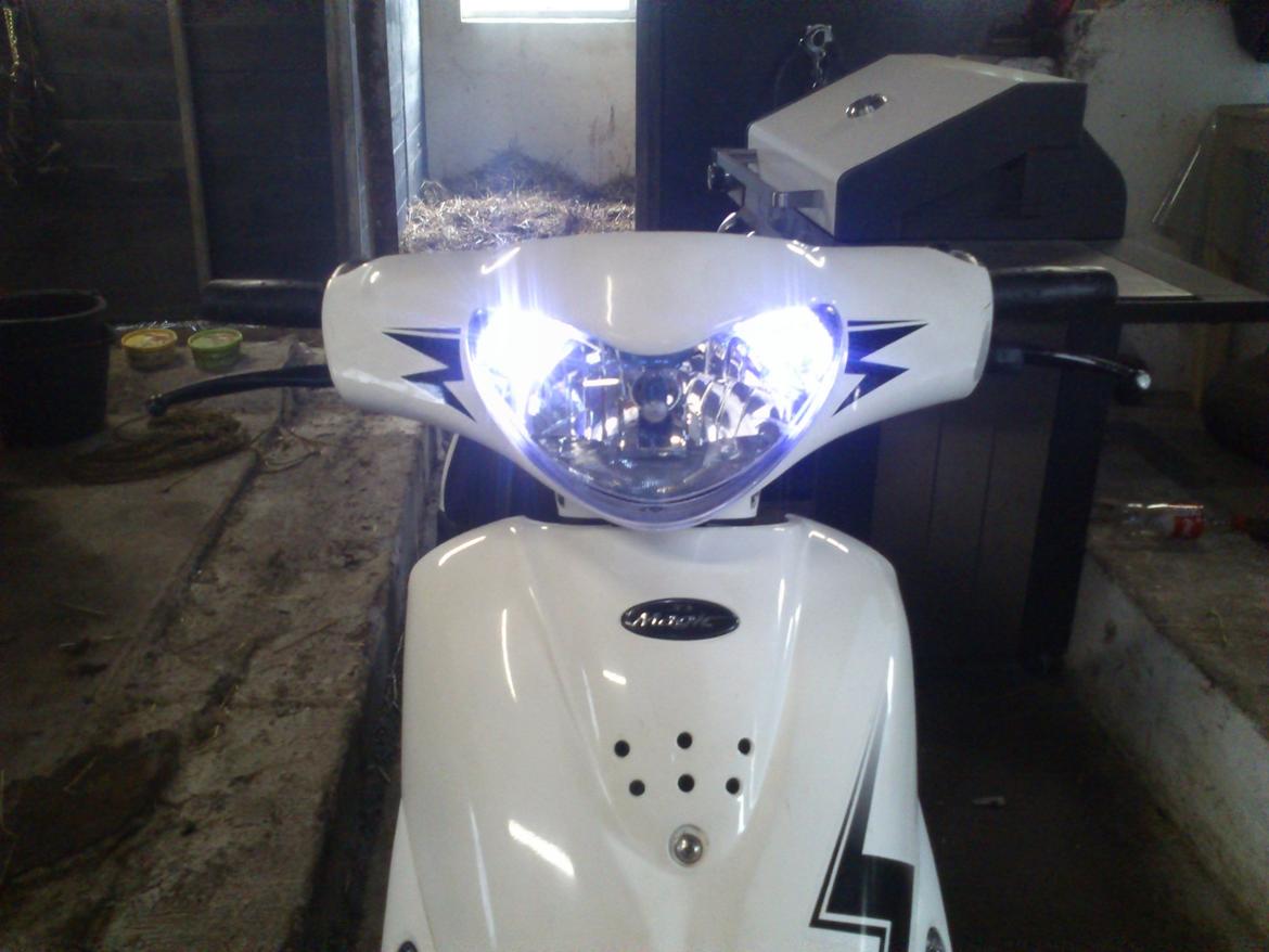 PGO Ligero Black/White Magic billede 3