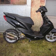 Yamaha Jog R Team Speed DST Edition!