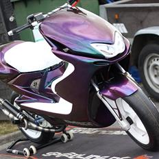 Yamaha Aerox (LC)