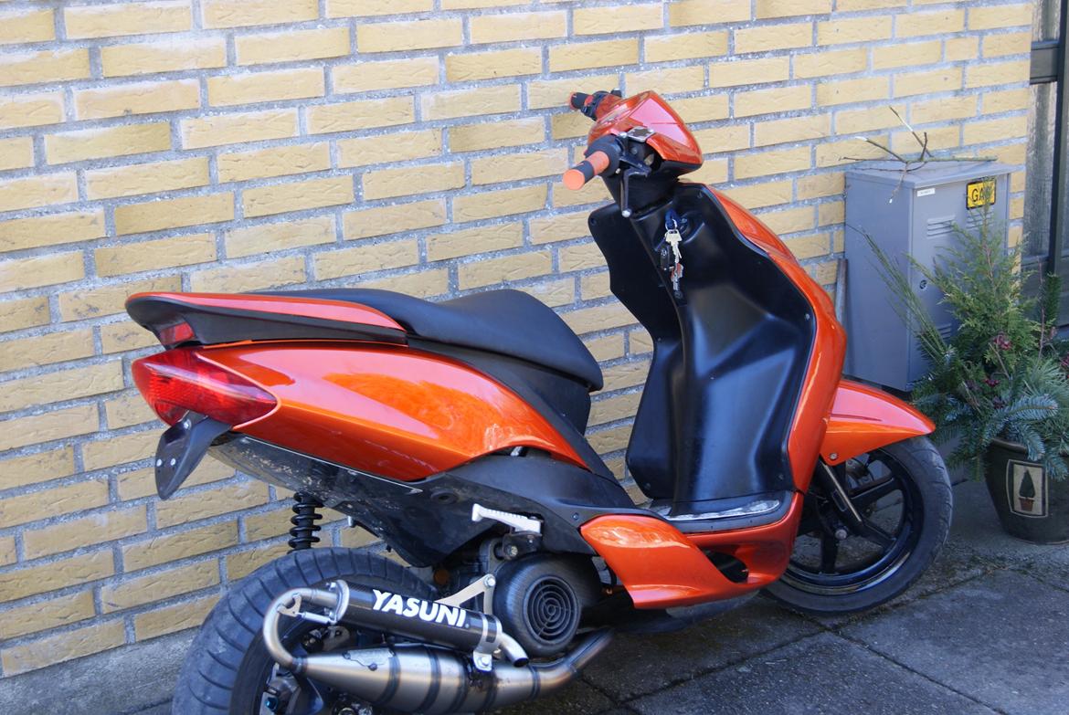 Yamaha jog r Tidl scooter billede 5