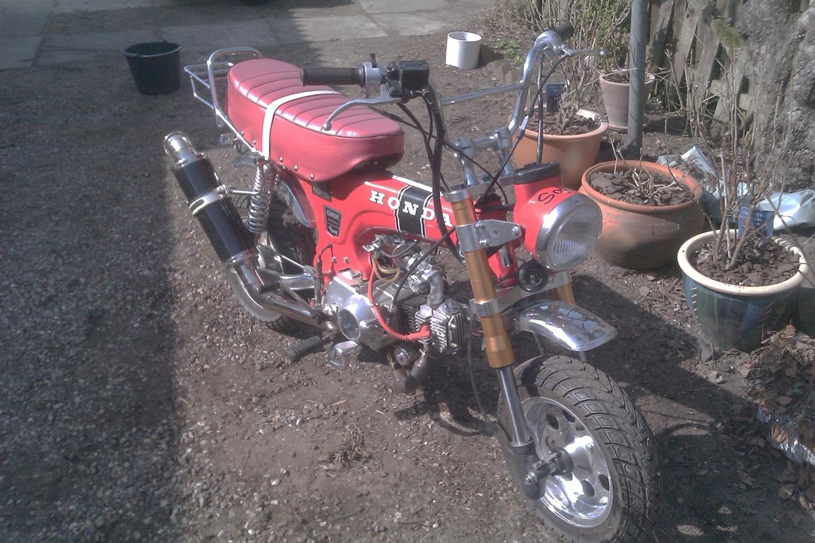 Skyteam Dax billede 1