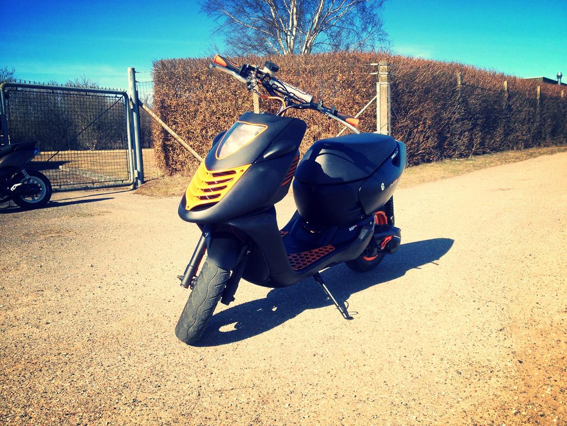 Aprilia R/T Sonic billede 1