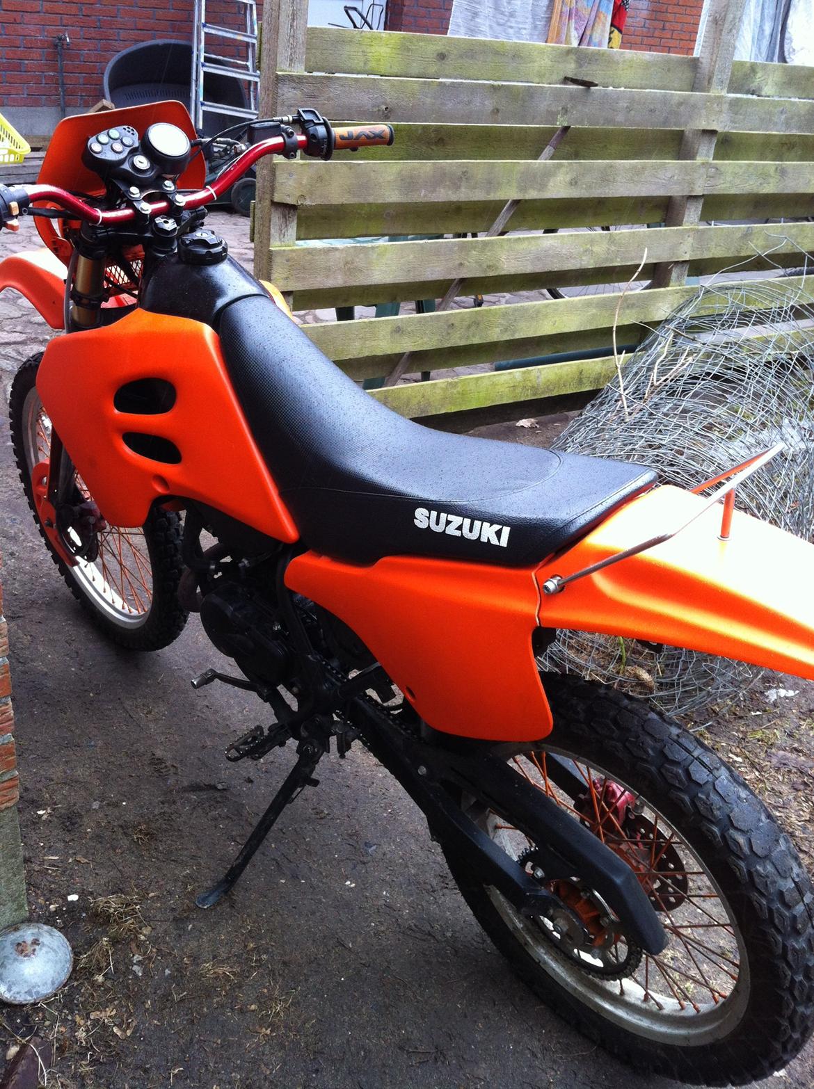 Suzuki RMX billede 4