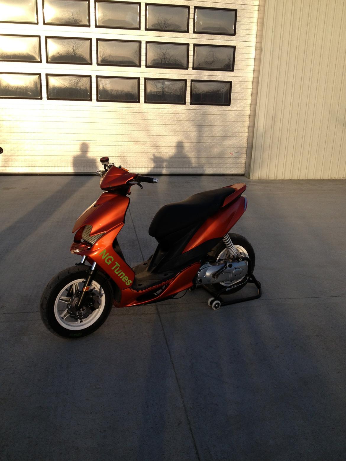 Yamaha jog r billede 2