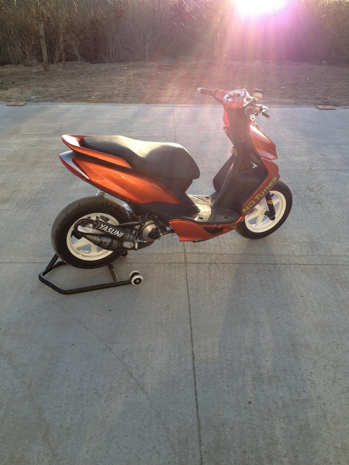 Yamaha jog r billede 7