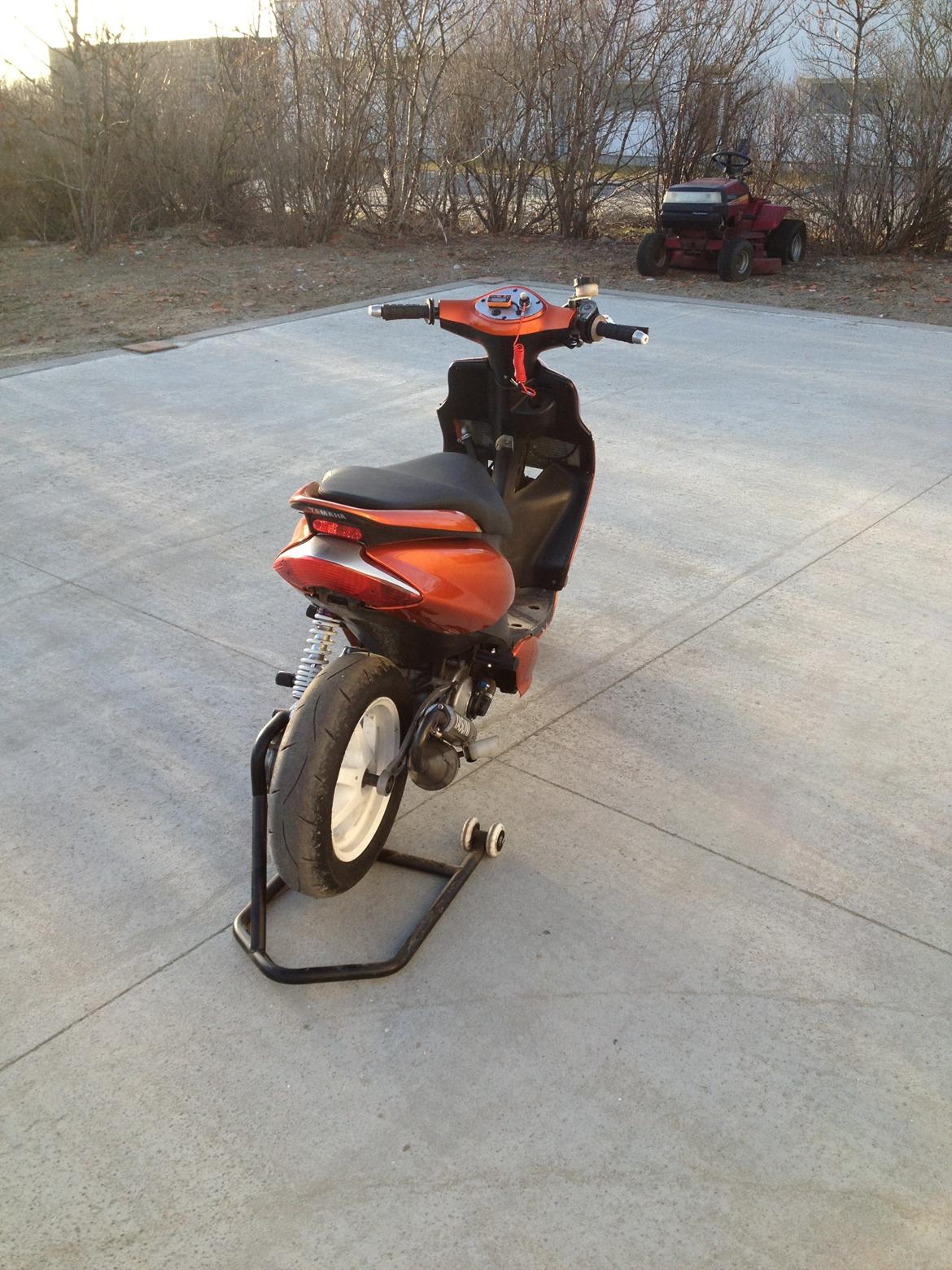 Yamaha jog r billede 8