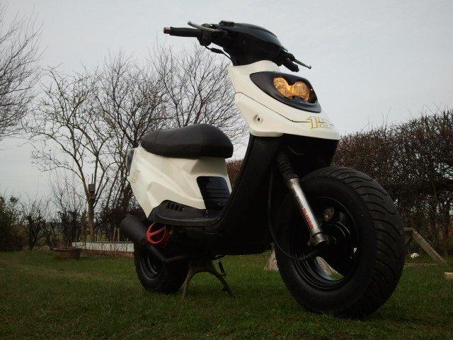 PGO HOT 50 til salg 2700 billede 2