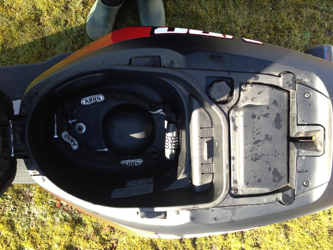 Piaggio NRG Power Dt  Solgt billede 9