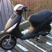 Piaggio New Zip.   Hygge Svinet!