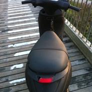 Piaggio New Zip.   Hygge Svinet!