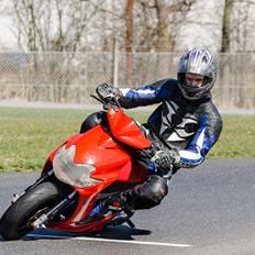 Yamaha Jog RR LC // TS T7