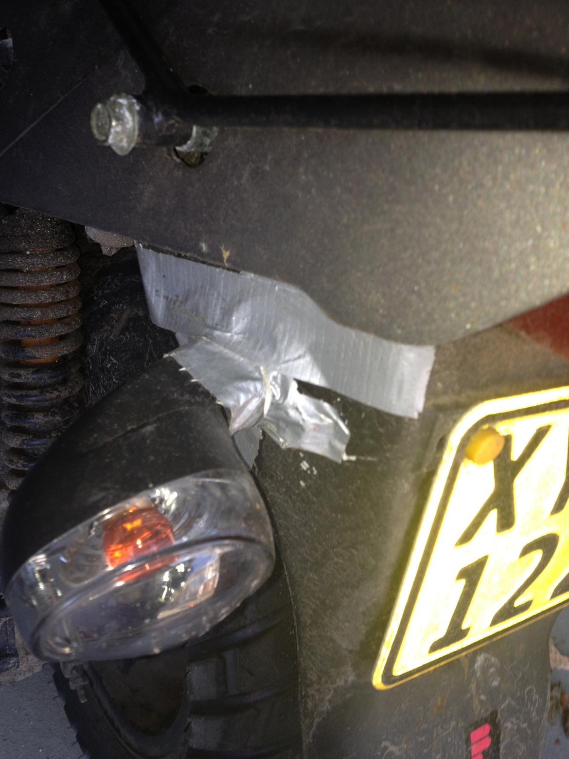 PGO hot 50 - en idiot der kørte ind i mig billede 14