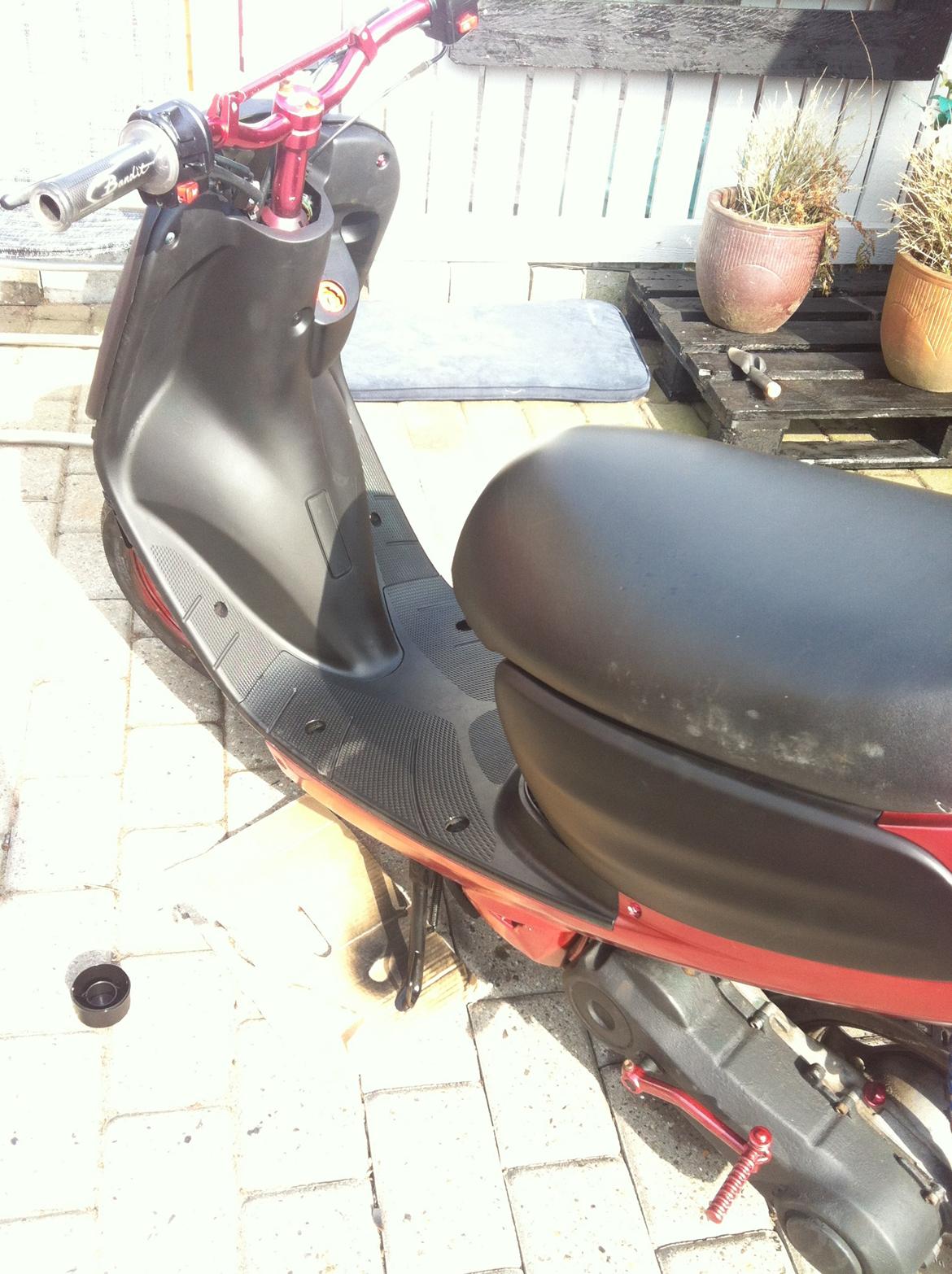 Yamaha Jog Space billede 1