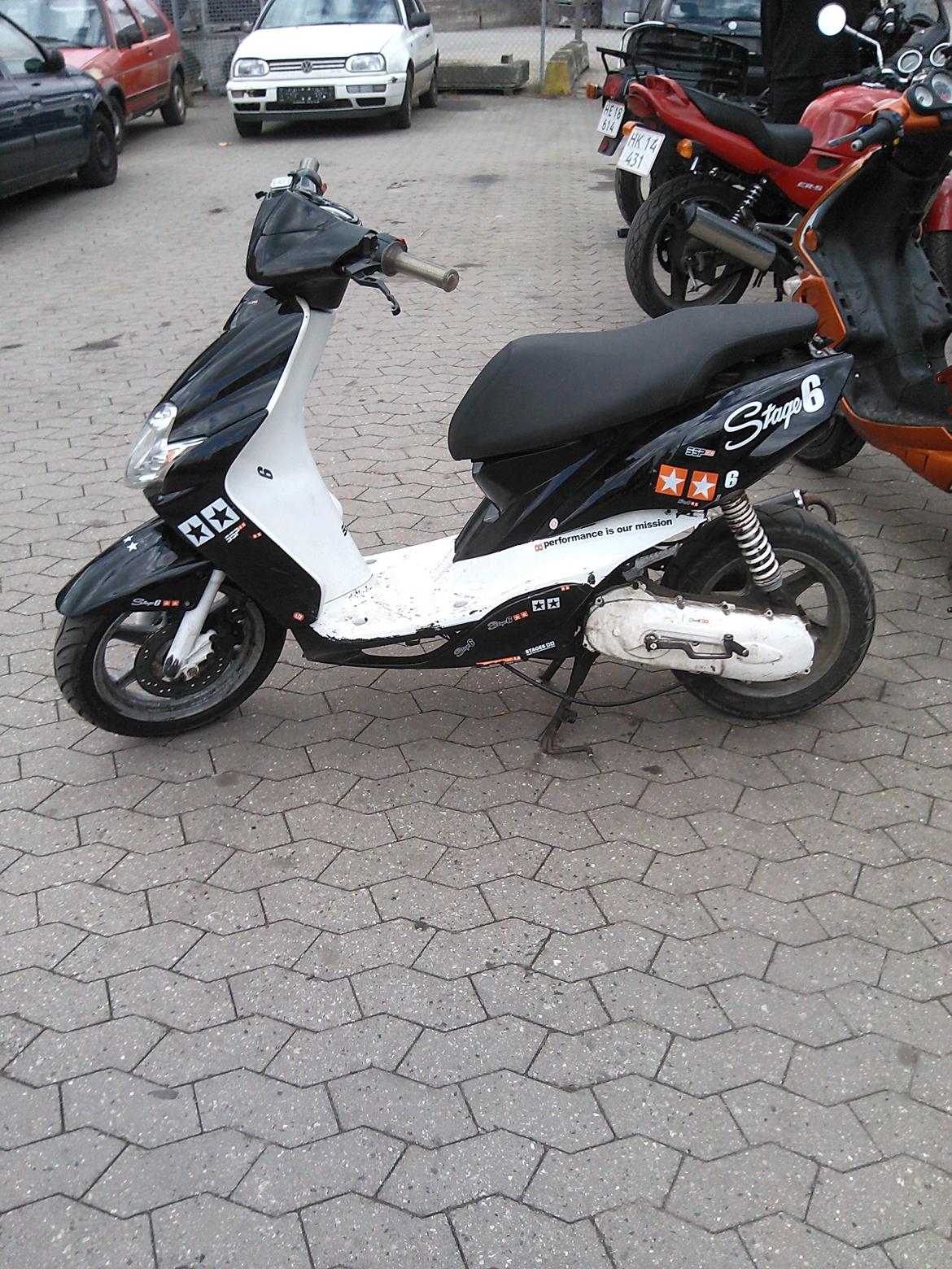 Yamaha Jog R - Baneracer billede 1