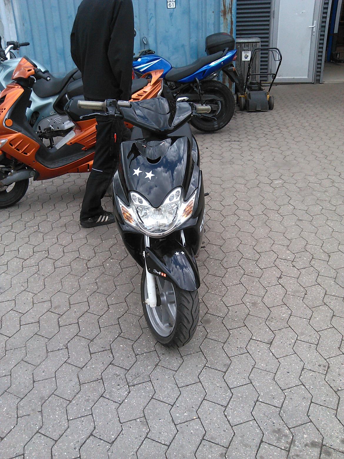 Yamaha Jog R - Baneracer billede 2