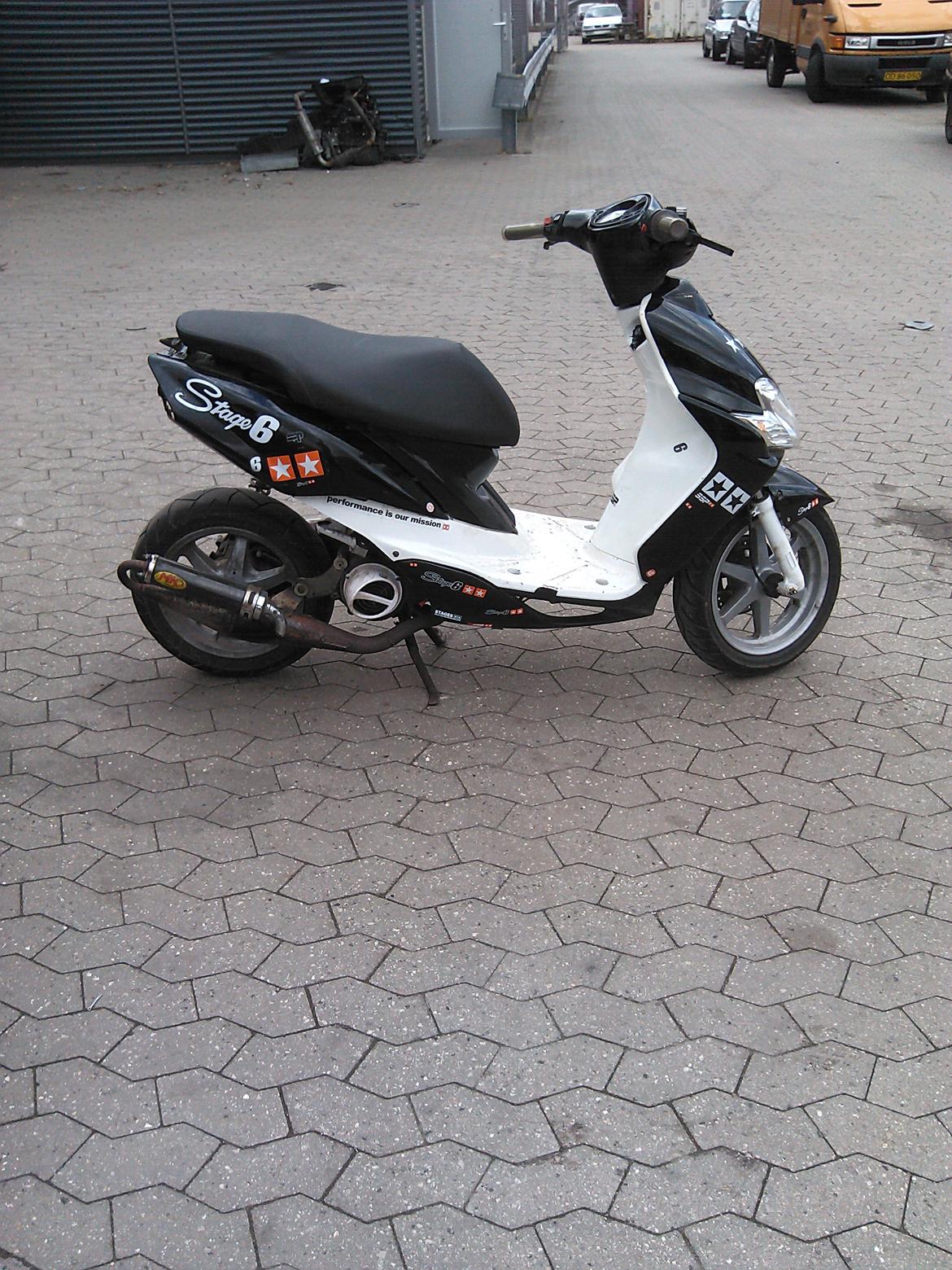 Yamaha Jog R - Baneracer billede 5