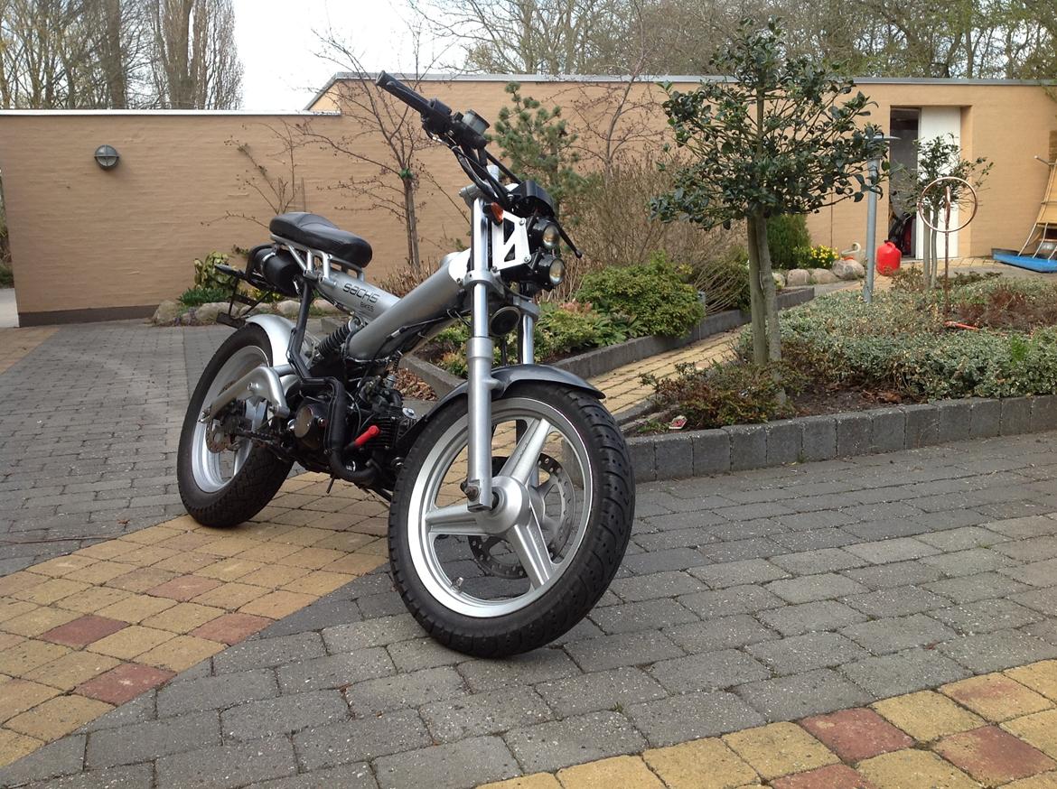 Sachs Madass billede 1