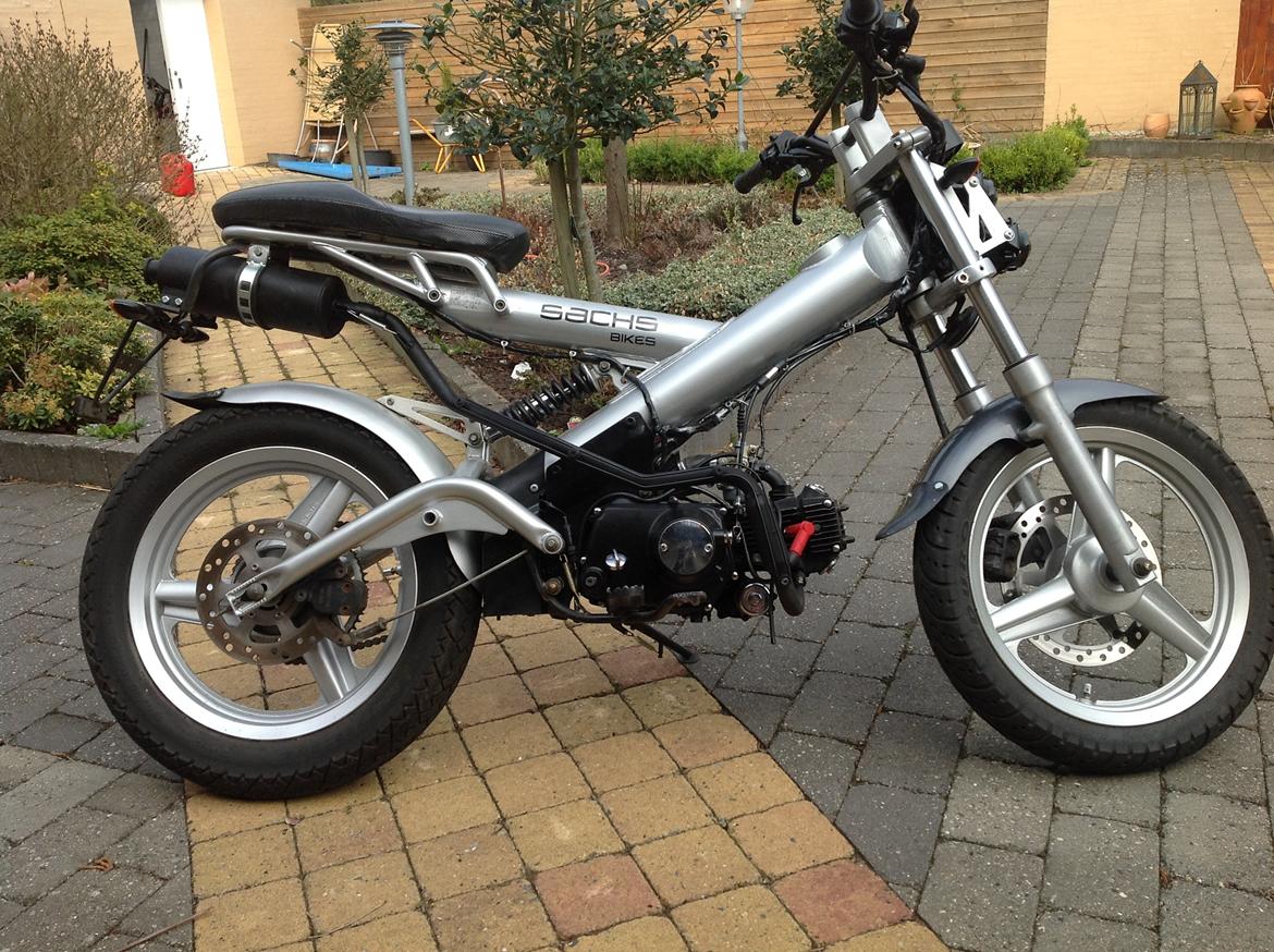 Sachs Madass billede 6