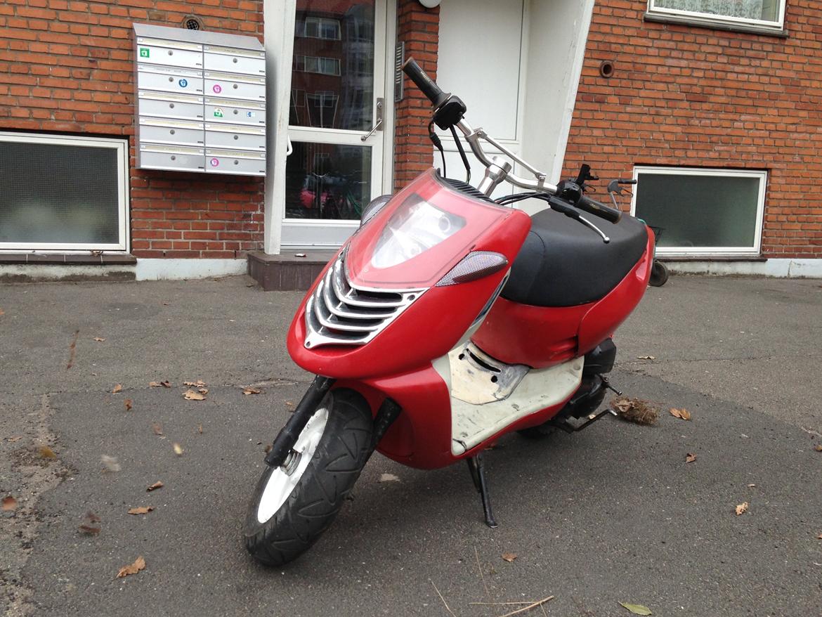 Aprilia Sonic (Projekt) "SOLGT" billede 7