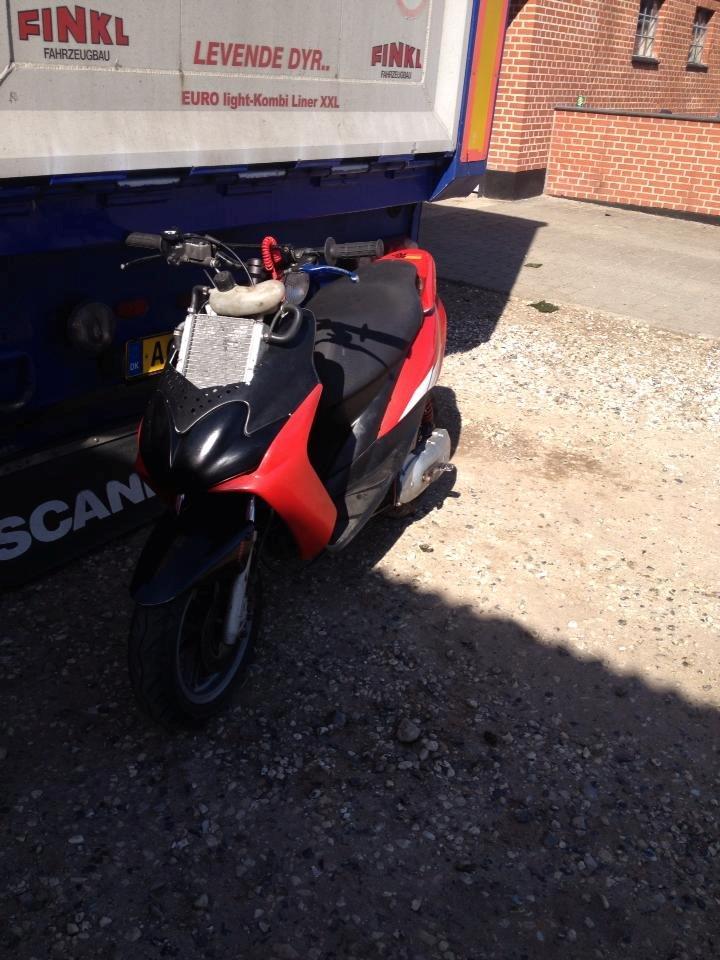 Yamaha jog rr billede 3