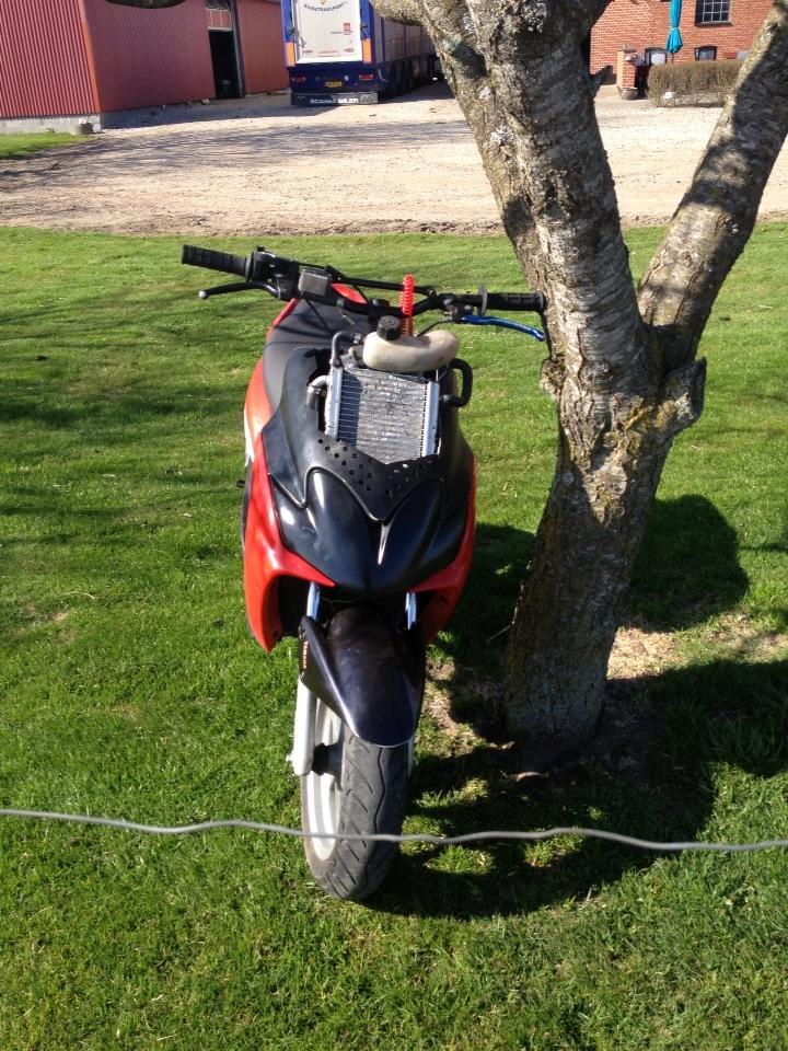 Yamaha jog rr billede 8